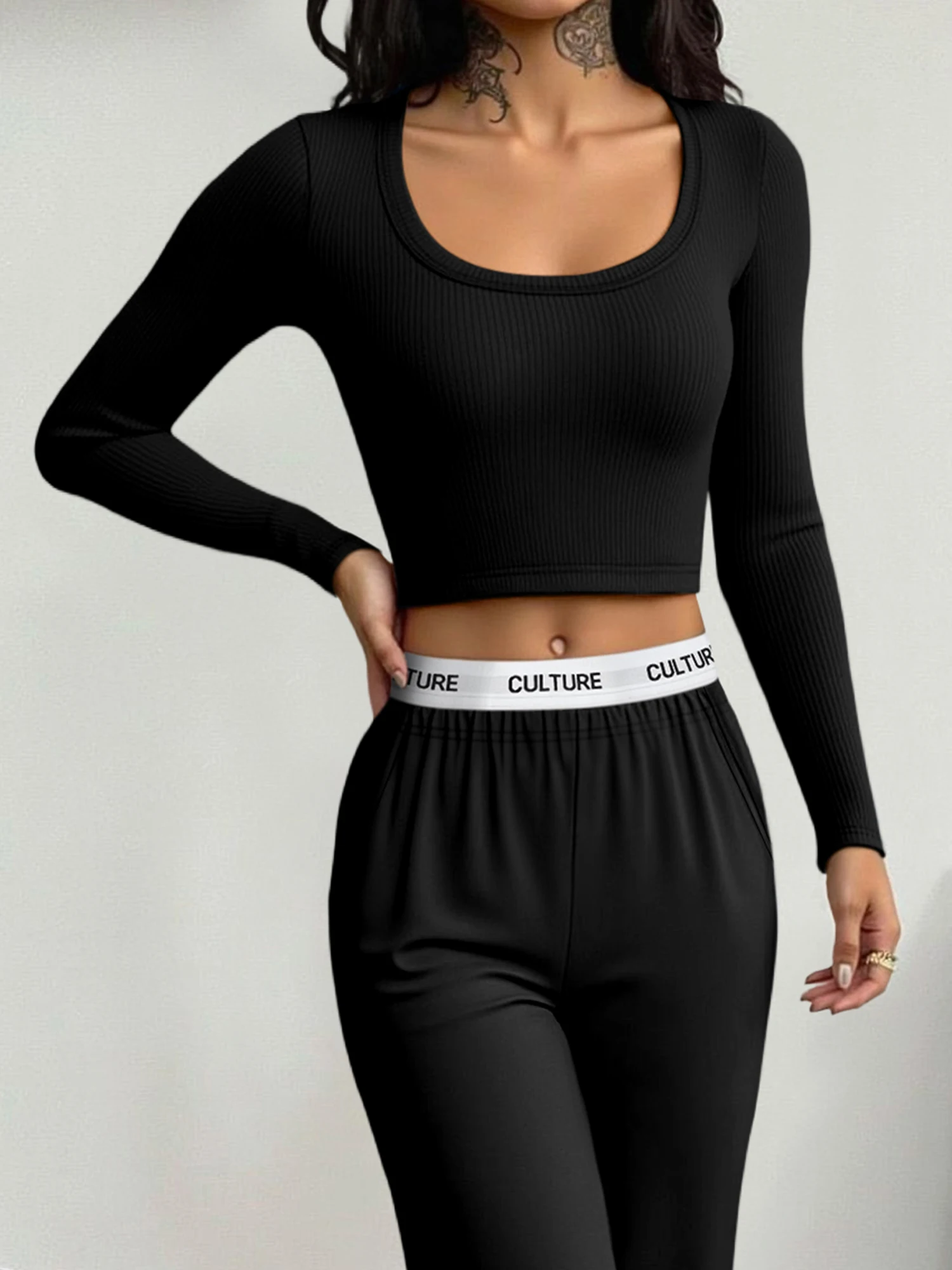All-Season Light Training Crop Blouse, Long Sleeve Square Neck Slim Top for Daily Warm-Ups & Leisure Exercise