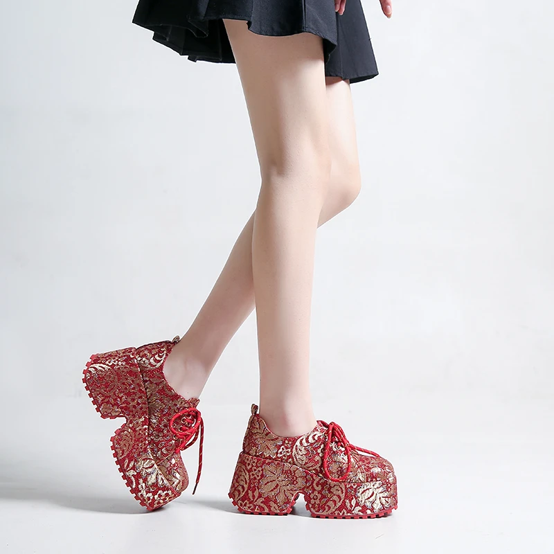 Red Ethnic Style Banquet Shoes, Thick Soled Height Increasing Shoes for Women, 2026 New Spring Ethnic Embroidery Single Shoes