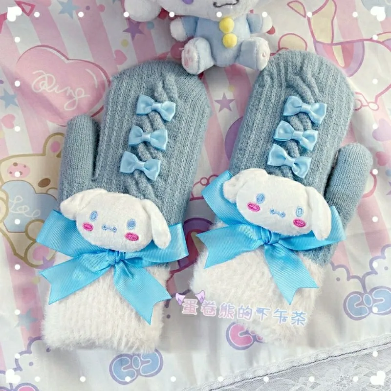 Sanrio autumn anime cartoon winter new gloves Kuromi Cinnamoroll cute five-finger cycling with plush warm windproof gloves gift