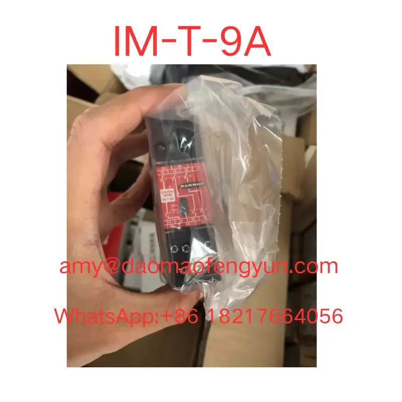 Brand  new IM-T-9A Safety Relay 61425  fast  shipping