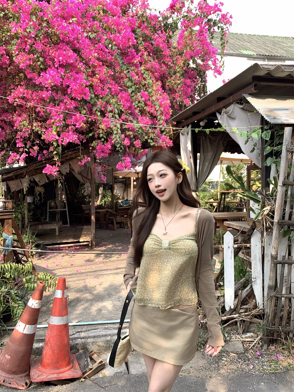 

Women's Short Sleeveless Floral Camisole Cardigan Top High Waist Skirt Spring Fashion Set Long Sleeve Dress