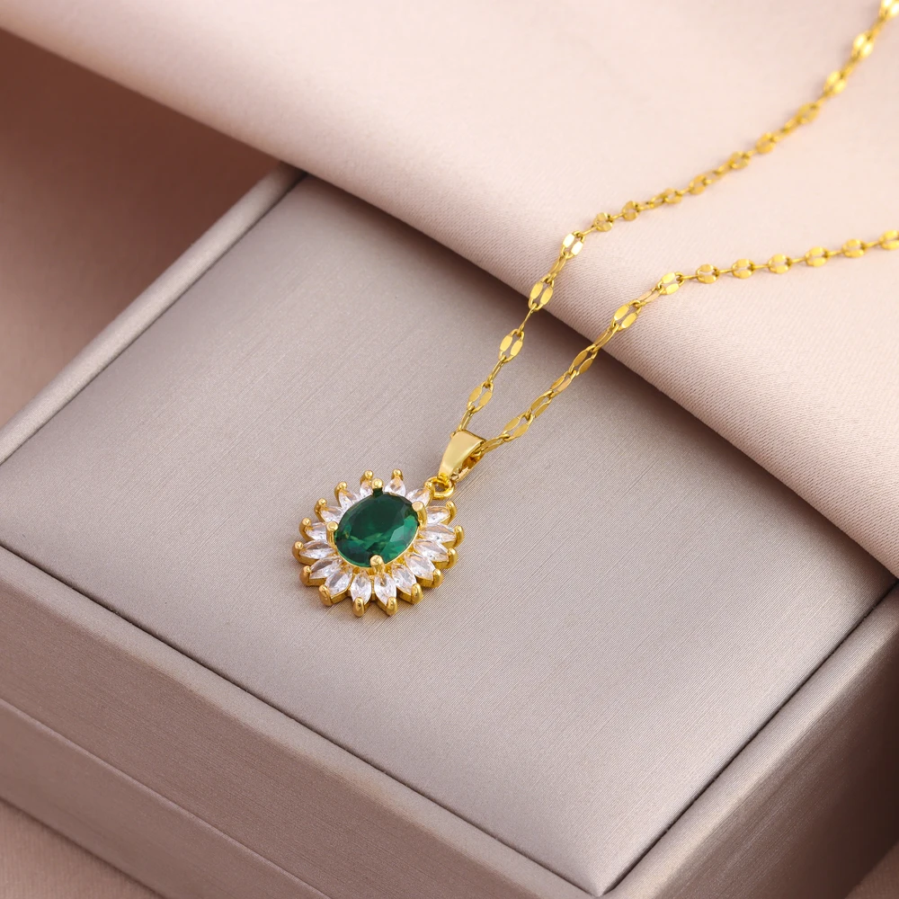 New Vintage Style Luxury Green Zircon Crystal Necklaces For Women Classics Female Daily Wear Stainless Steel Neck Chain Jewelry