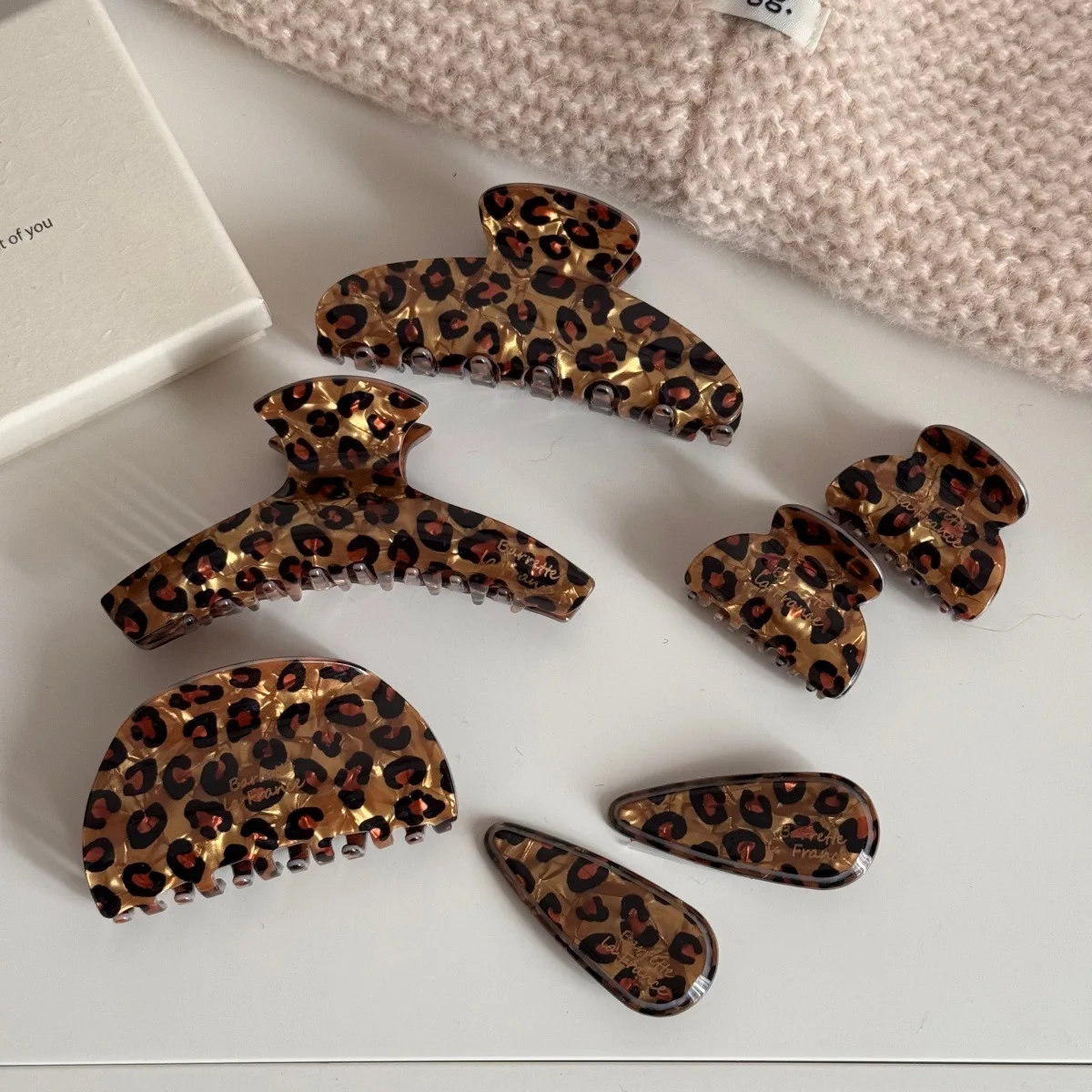 NEW Autumn Winter Coffee Color Acrylic Hair Claw Retro Leopard Print Claw Clip Crab Hair Clip Hair Accessories for Women Girls