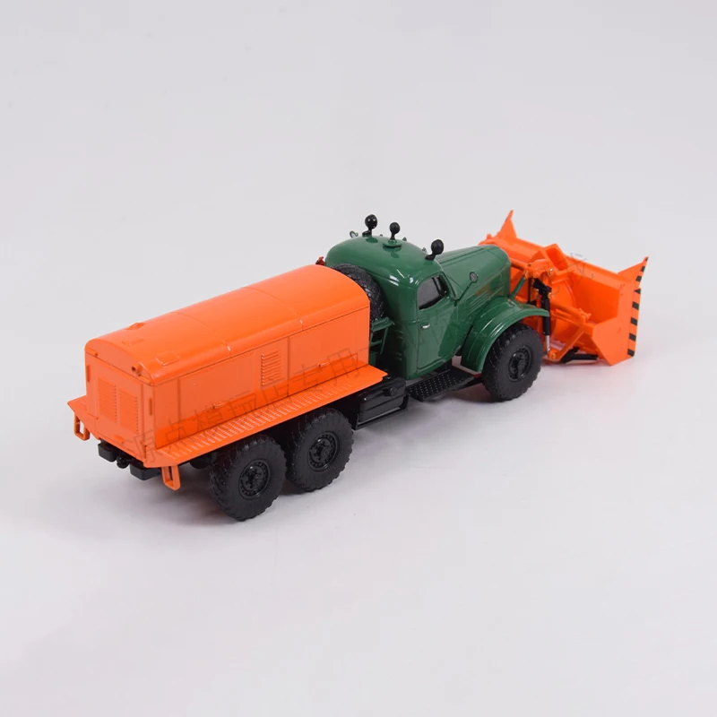 Nieuwe Sovjet Gil D-470 Legering Road Sneeuwblazer 1:43 Runner Sneeuwblazer Model JGRN051