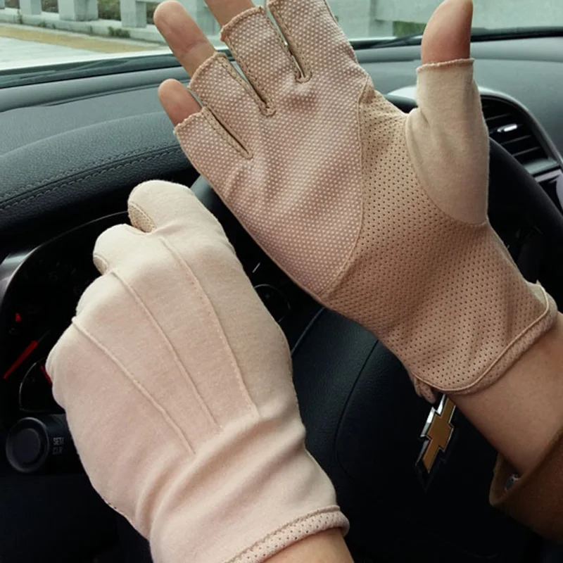 Men's Summer Ice Silk Half Finger Thin Outdoor Cycling Nonslip Breathable Fitness Gloves For Sports Sunscreen Driving Gloves L21