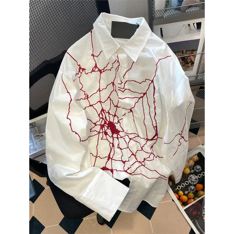 بلوزة كوساهيكي كلاسيكية مطرزة على شبكة العنكبوت بأكمام طويلة قمصان نسائية هاراجوكو Y2k بلوزات الجرونج الجمالية قميص أبيض