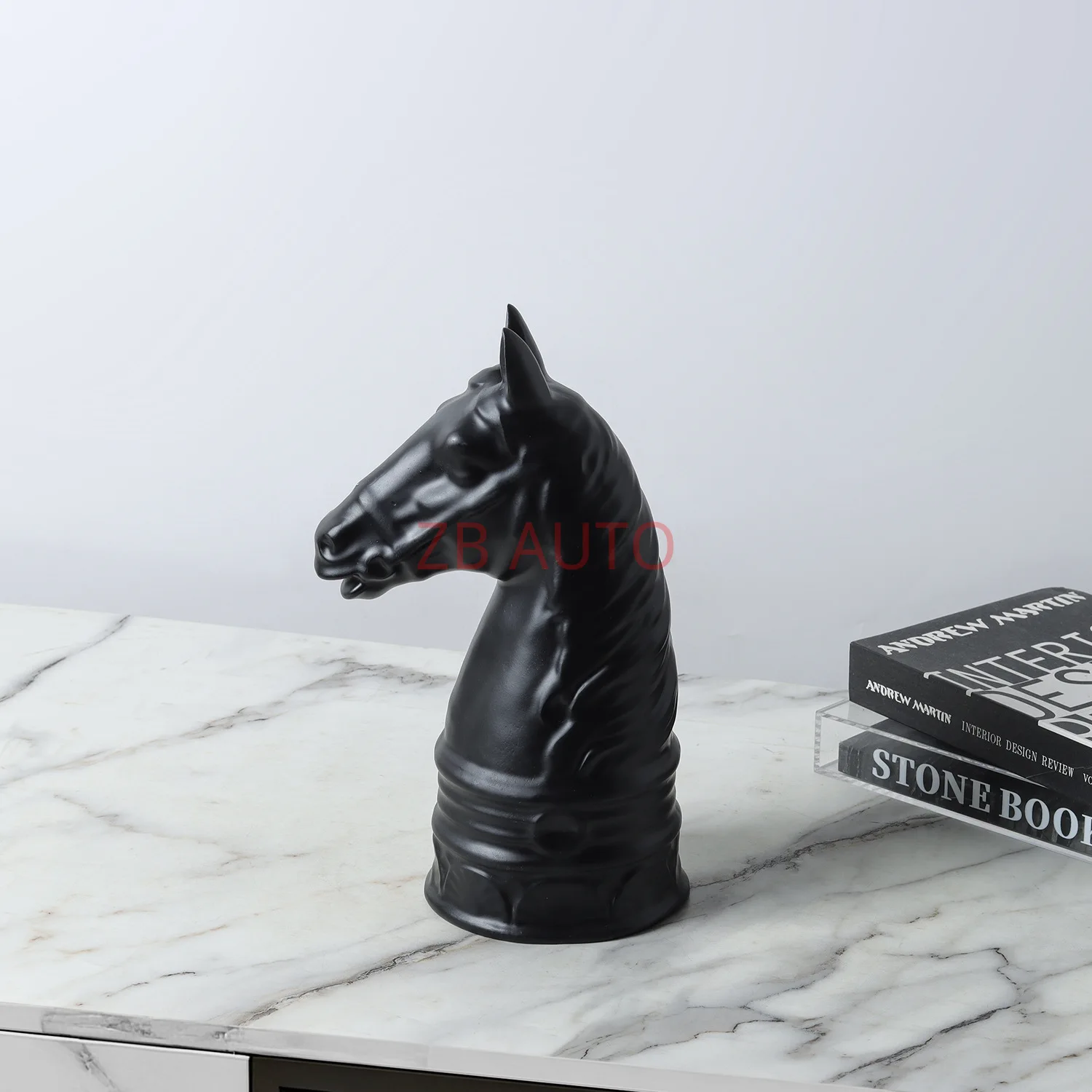 Black resin horse head war horse horse head equestrian main sculpture ornaments home living room study decoration