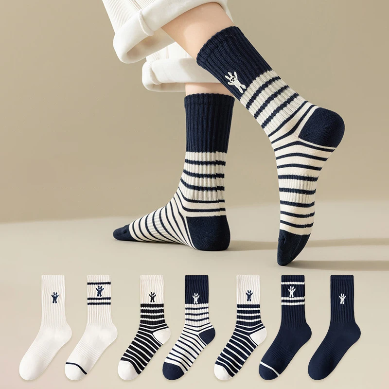 Women's Striped Socks Minimalist Style Embroidered Rabbit Women's Sports Socks Cotton Socks