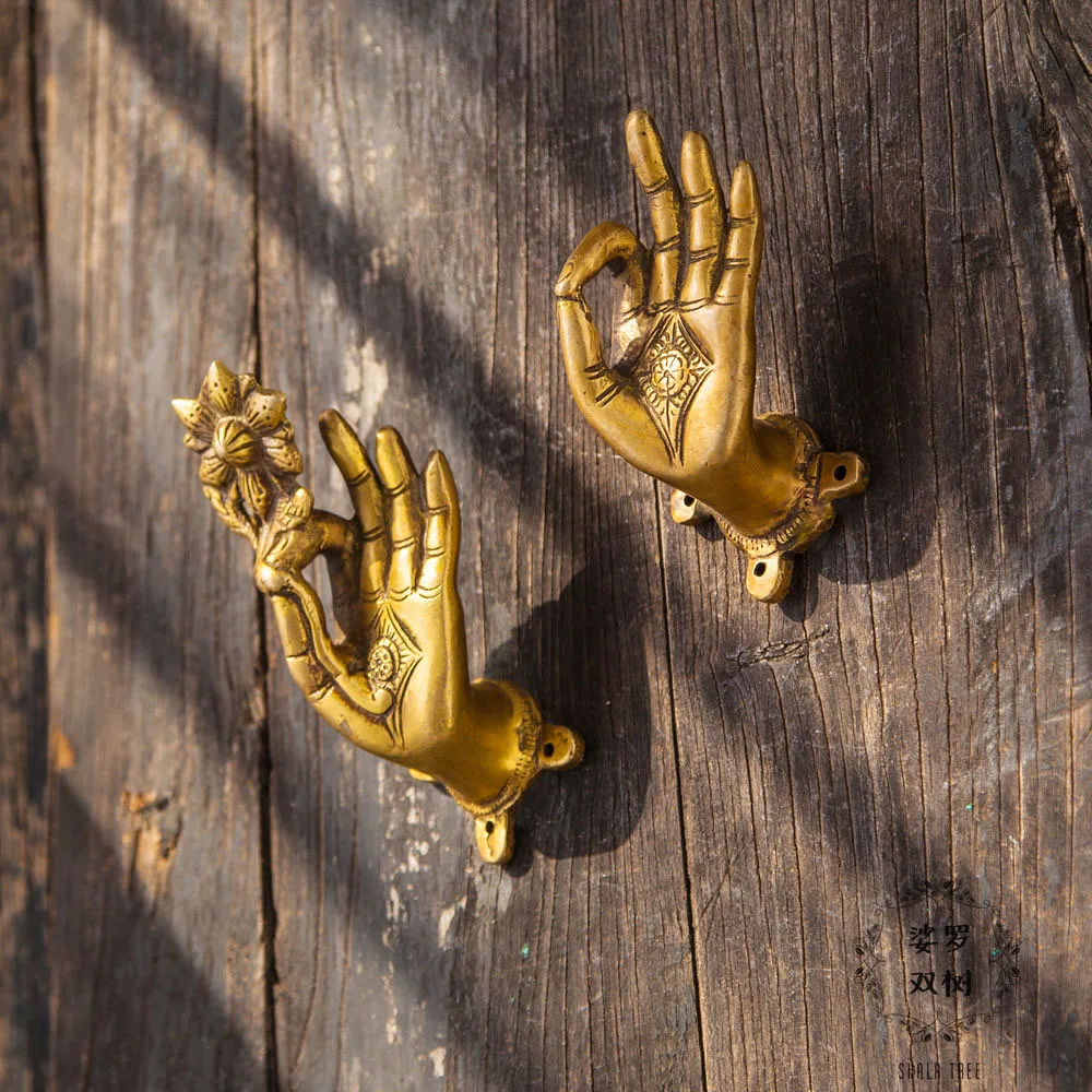 IMPEU Buddha Blessing Hand Cabinet Drawer Knobs, Lady Hand Shape Door Handle Pull, Solid Brass Material, Antique Bronze Color