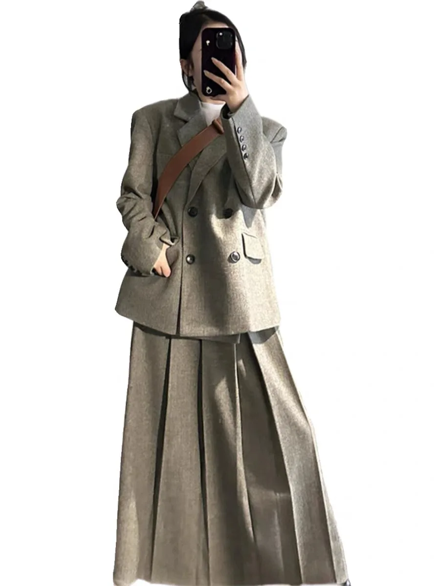 Woman's Winter Retro Casual Blazer Pleated Skirt Suit Commuter Solid Color Loose Double-breasted Suit Overskirt Two-piece Sets