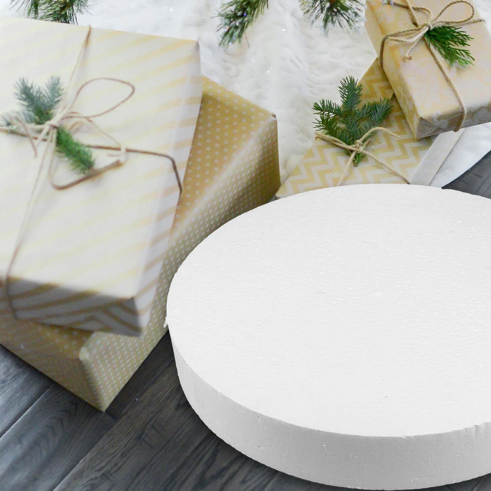 

Round Foam Foam Block Large Size Easy to Use for Various Crafting Needs and Christmas Party Decorations