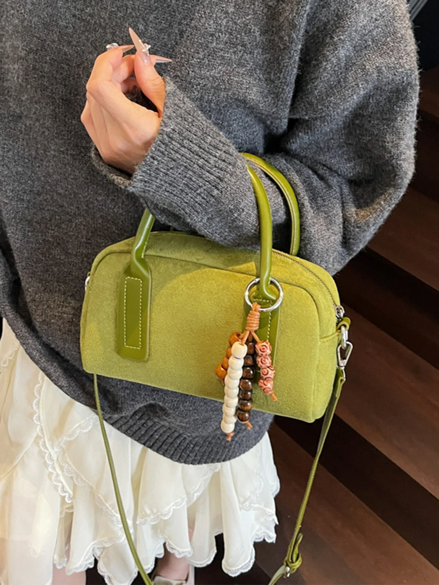 

Модная матовая сумка-мессенджер для женщин, осенне-зимние новые однотонные сумки на плечо из искусственной замши, классические маленькие сумки в стиле ретро