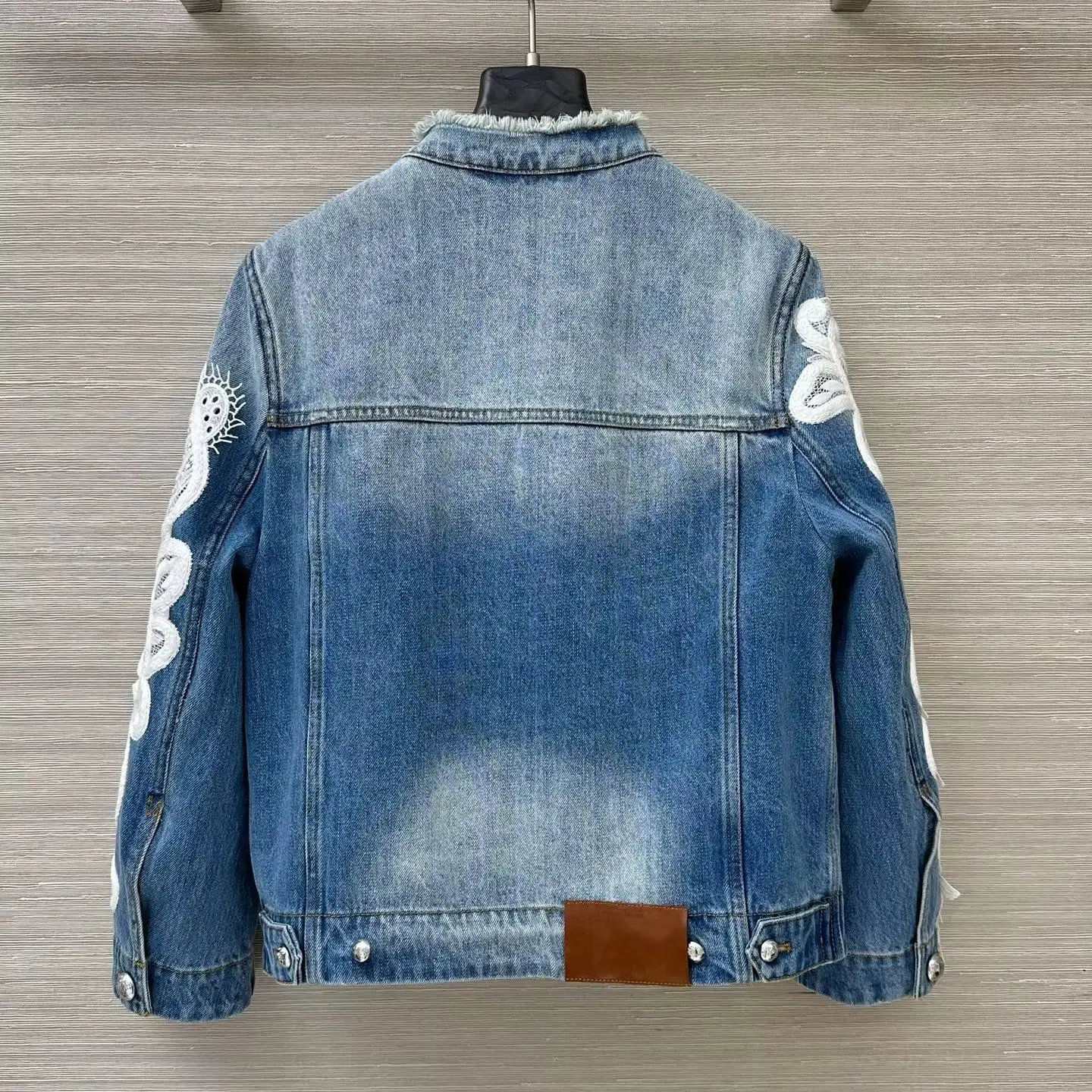 

Women Lace Embroidery Cotton Denim Jacket Double Breasted Stand Collar Long Sleeve Fashion Coat