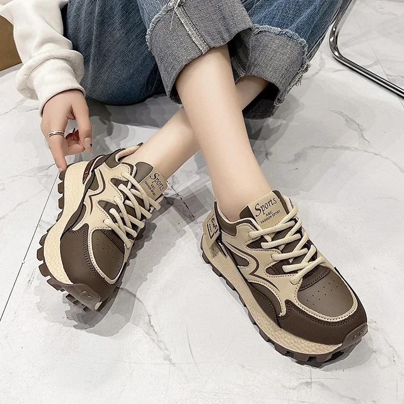 Forrest Gump Donna 2024 Primavera Nuovo Versatile Suola Morbida Waffle Scarpe Sportive e Casual Scarpe Singoli Suola Spessa Scarpe da Papà