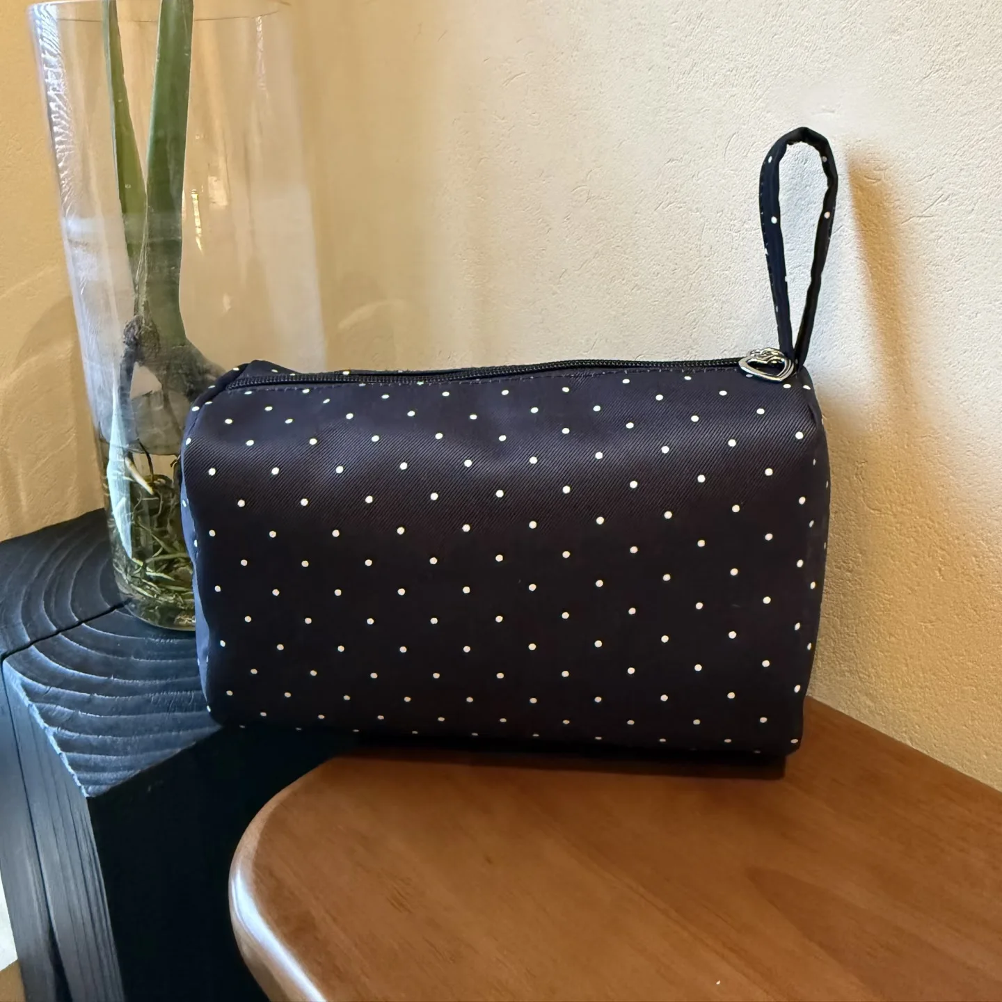 Ins Polka Dot Handheld Makeup Bag Lightweight Large Capacity Travel Toiletry Pouch Cosmetic Organizer for Women