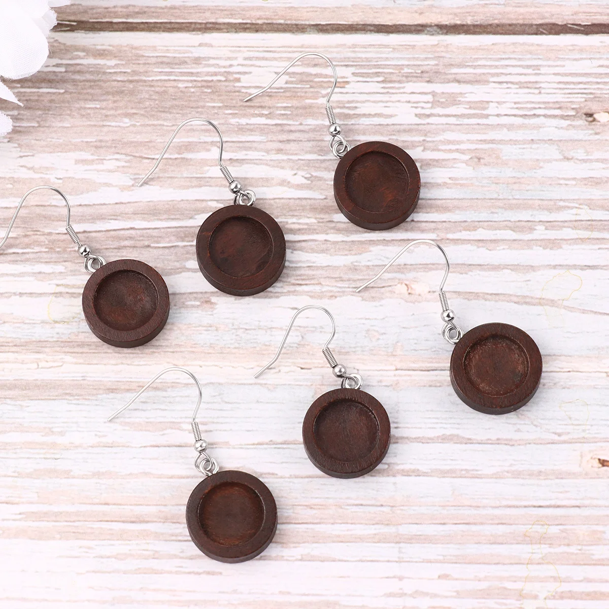 

30Pcs Ear Ring Wood Base Tray 12mm DIY Earring Bezel Accessory for Custom Jewelry Making Lightweight Durable Gift Materials