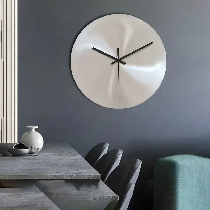 Elegant Silver Wall Clocks Without Digital Studio Modern Home Decoration for Living Room Luxury Decorative Clock Ornaments