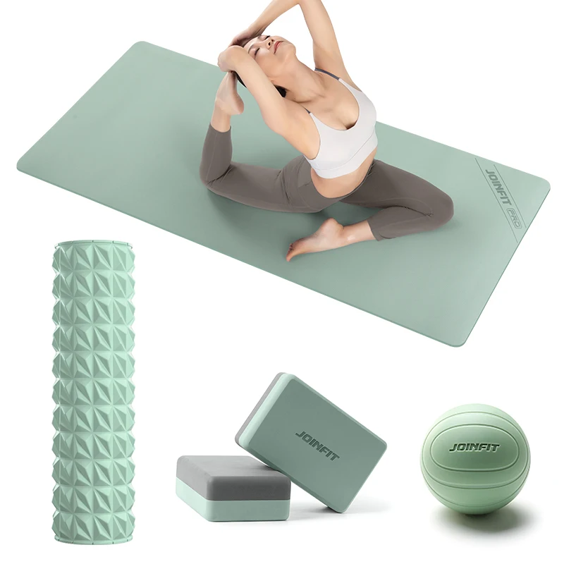 

High Cost-effectiveness Combination Silicone Fascia Massage Ball Resistance Band Yoga Brick Massage Roller Yoga Mat 11