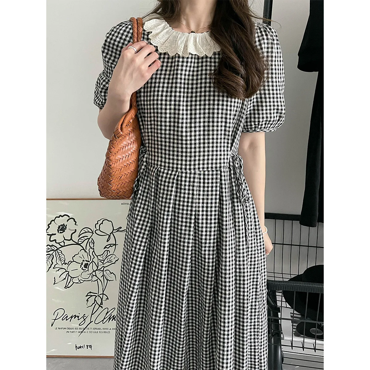 2024 Spring Checker Dress Women's Rural Retro Mid Length Lace Waist Slim A-line Dress