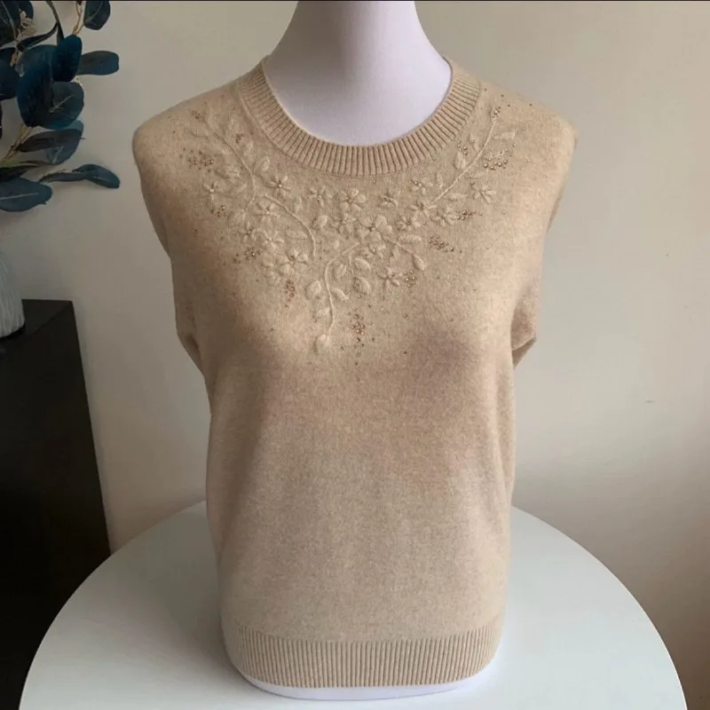 Women Mom Round Neck Knit Sweater Floral Embroidery Rhinestone Loose Long Sleeve Fashion Elderly Knit Base Top