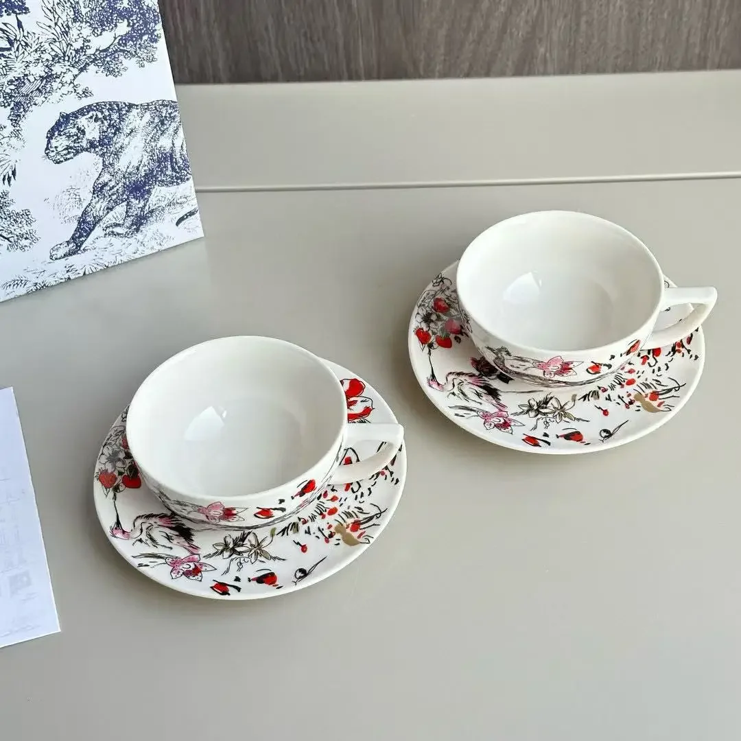 

Modern trendy pattern design tea cup exquisite bone china double cup plate classic couple exquisite coffee cup