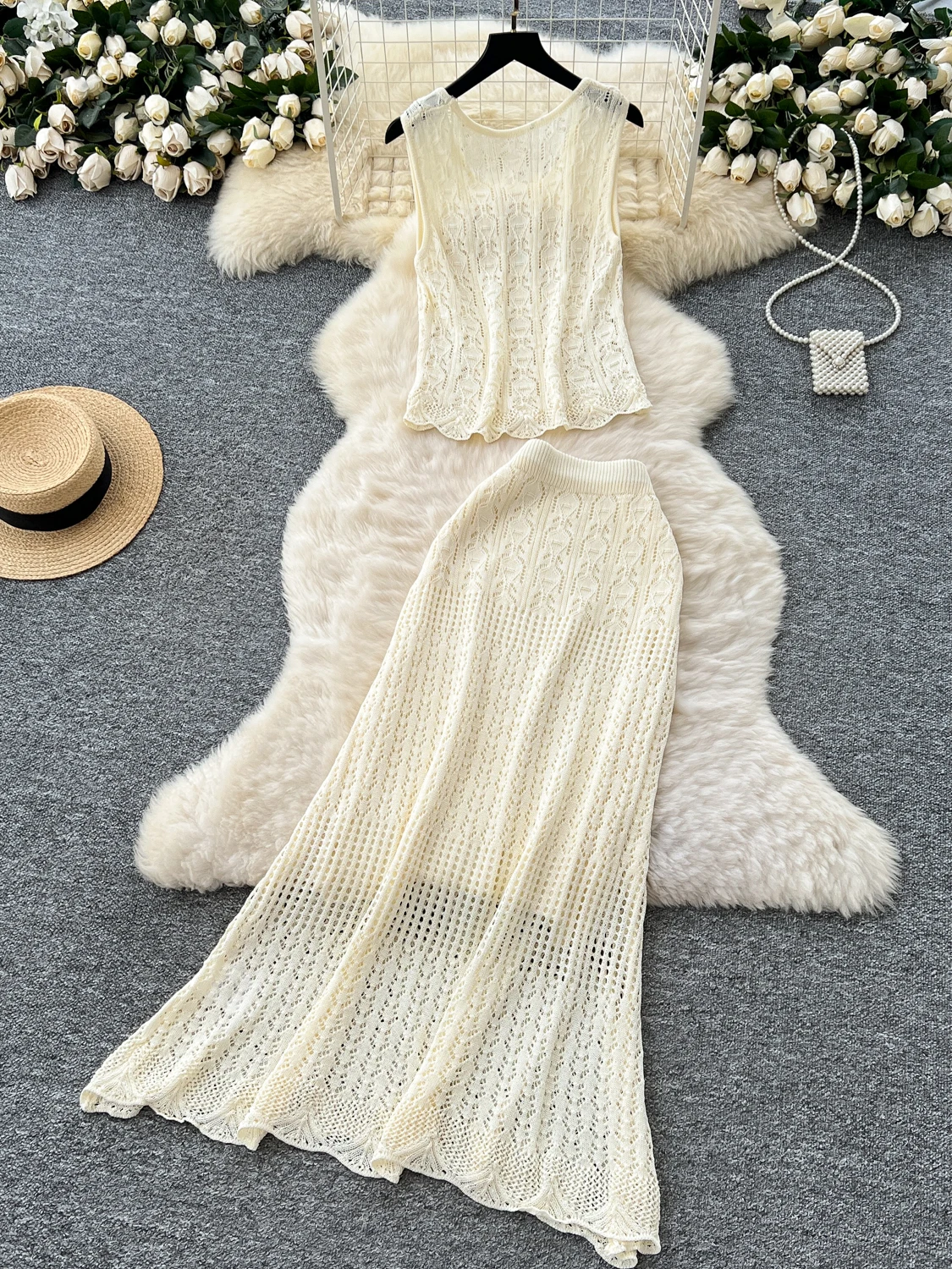 

Ele Two-Piece Knitted Hollow out Vest And High Waist Skirt Set for Women Summer Faion Ensemble Age-Defng