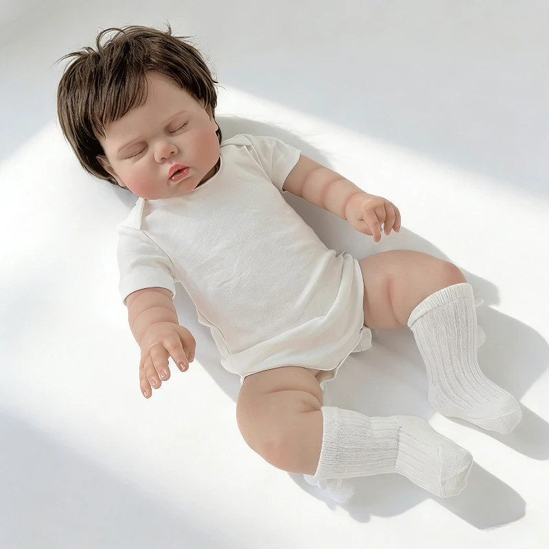 24インチのリアルな寝ている女の子人形、柔らかい布製ボディ、60cmのリボーンドール、手植えの髪付き