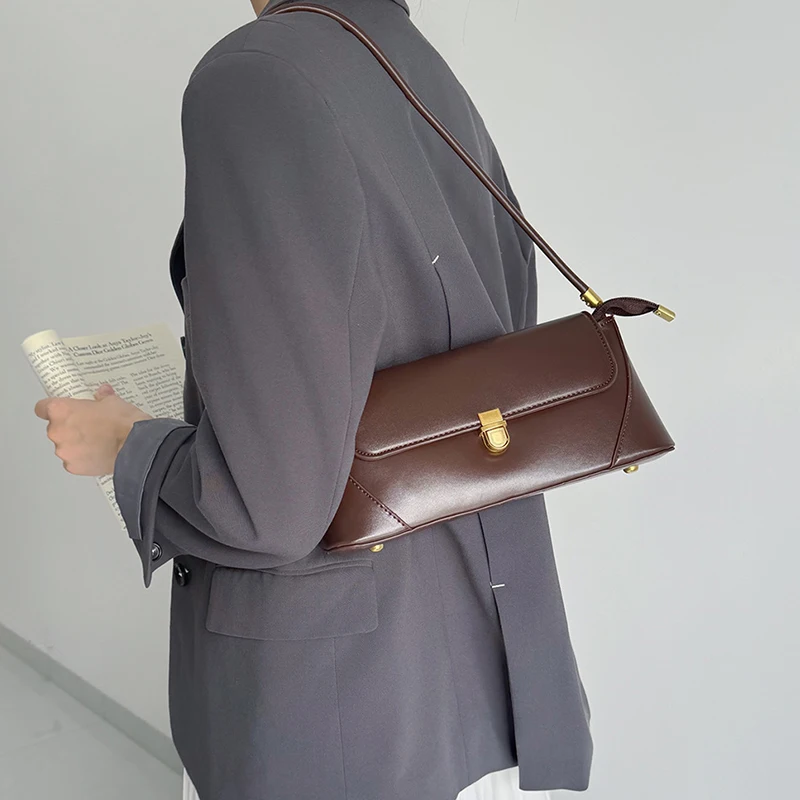 

Classic Armpit Shoulder Bag French Vintage Handbag Women Brand Bags Fashion Female Single Shoulder Bag Classic Clutches