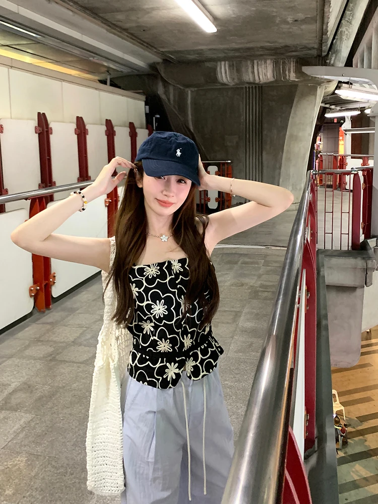 

YANUOYU Garden Secret: Укороченный топ с цветочной вышивкой для женщин, облегающий, для ношения как нижнее белье или верхняя одежда, приятный к телу