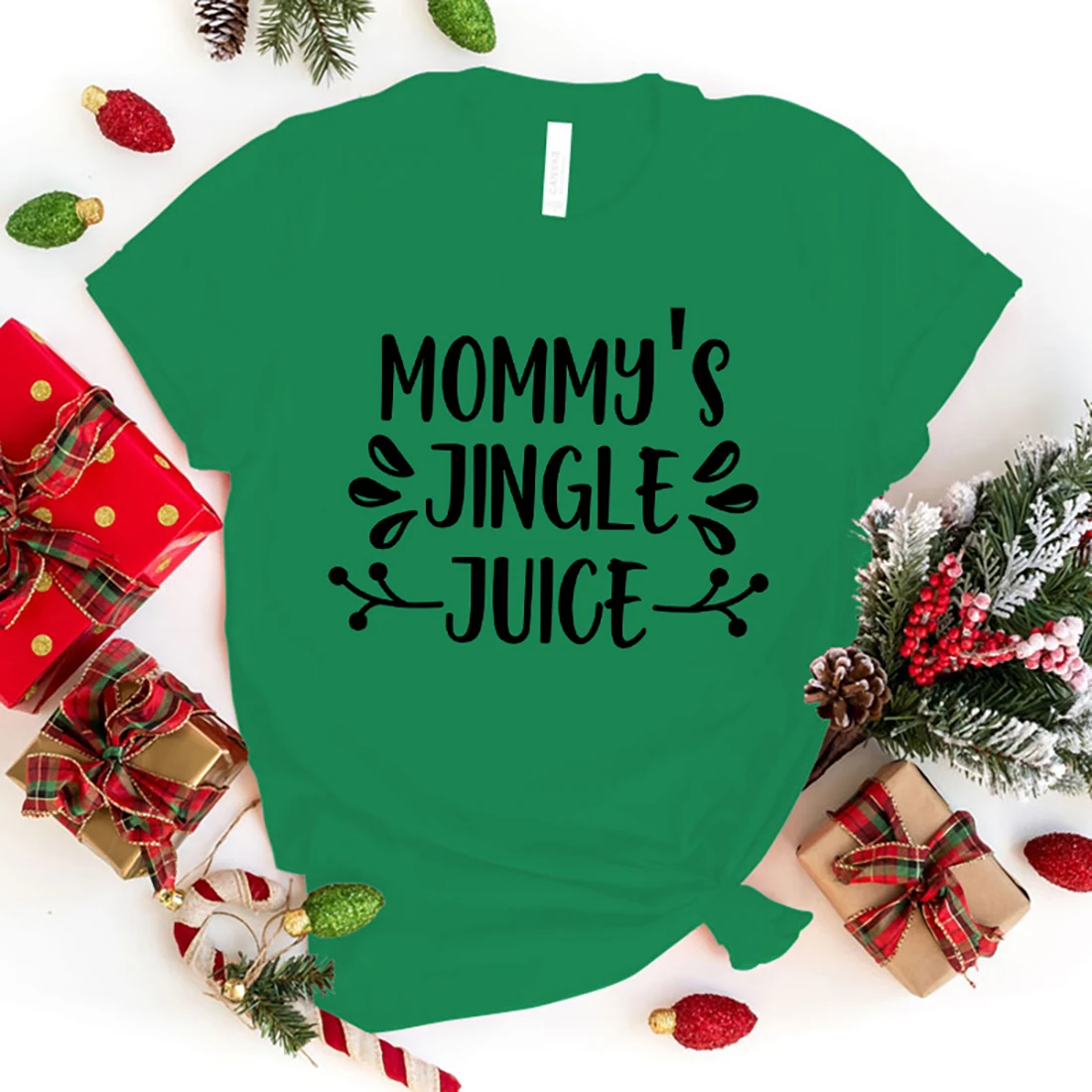 New Funny Christmas Mommy'S Jingle Juice Graphic Print T-Shirt Cool Soft Harajuku Short Sleeve Plus Size Tops