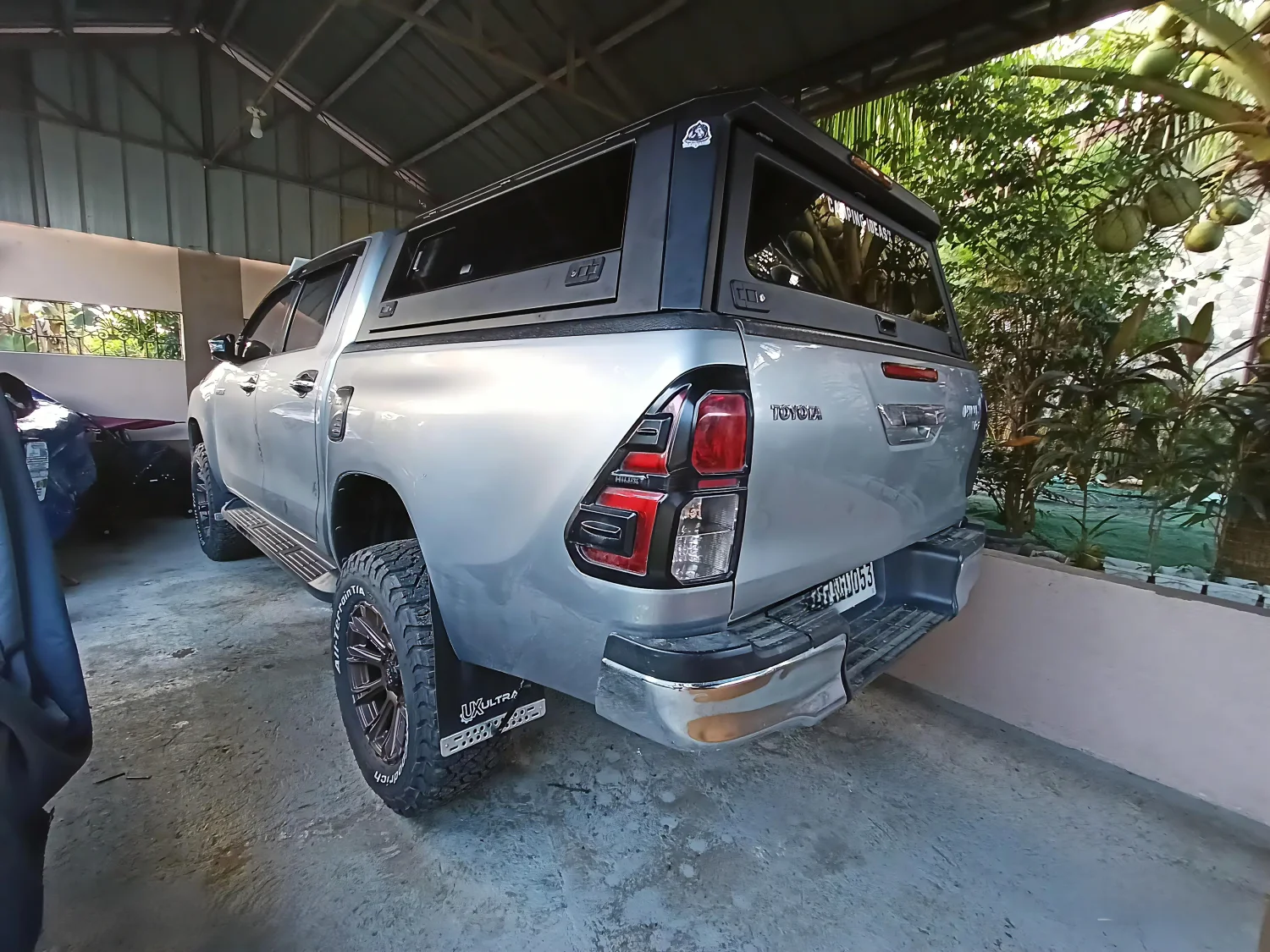 

Truck HardTop Accessories Integrated Roller Truck Toppers Pickup Canopy for TOYOTA HILUX REVO 15+