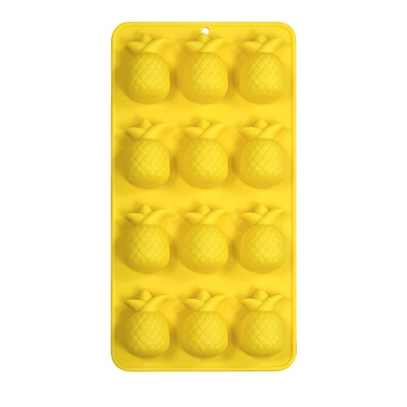 

652F Strawberry/Pineapple Shaped Moulds Silicone Material Trays Kitchen Hand Making Accessories for Juice