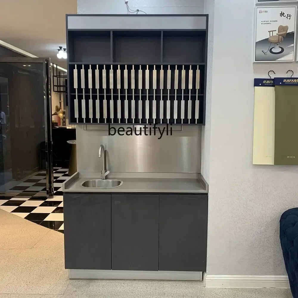 رف صبغ الشعر من صالون الحلاقة، خزانة تخزين مثبتة على الحائط، إطار من الفولاذ المقاوم للصدأ