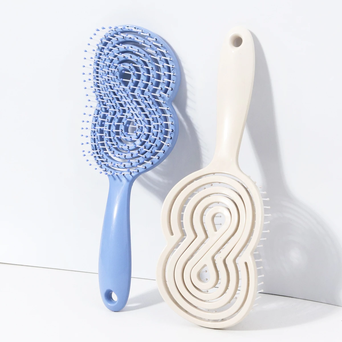 1 piece of advanced hollow comb hair brush - anti-static, hollow design easy to comb hair,Special for real hair wigs image 4