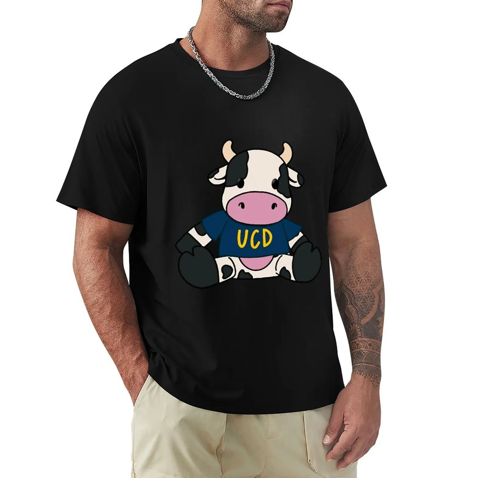 

uc davis cow T-Shirt Anime t-shirt cute tops men workout shirt