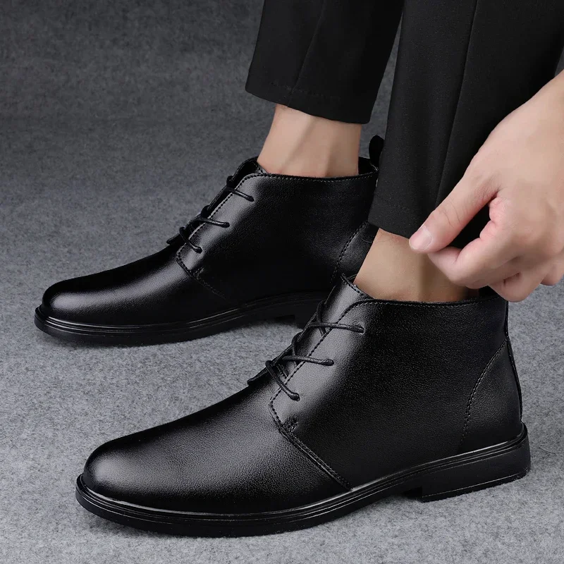 High Quality Soft Comfort Men Leather Casual Boots Fashion Winter Fleece Warm Outdoor High Top Boots Branded Men's Chelsea Boots