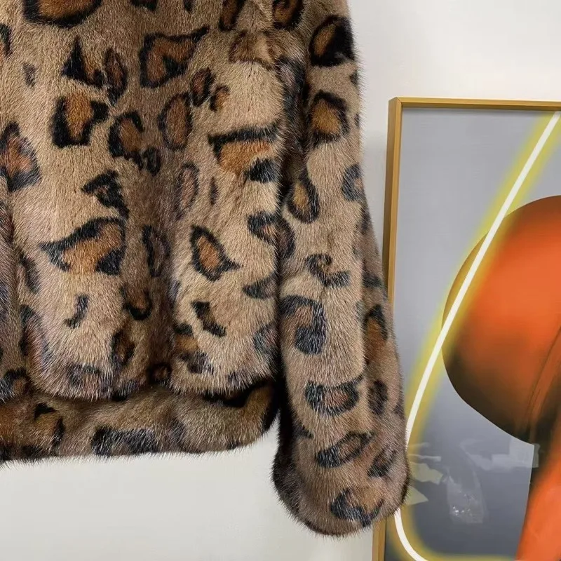 Nouveau à la mode imprimé léopard grande fleur fausse fourrure une pièce Faux vison épaissi tissu col montant manteau court vêtements pour femmes