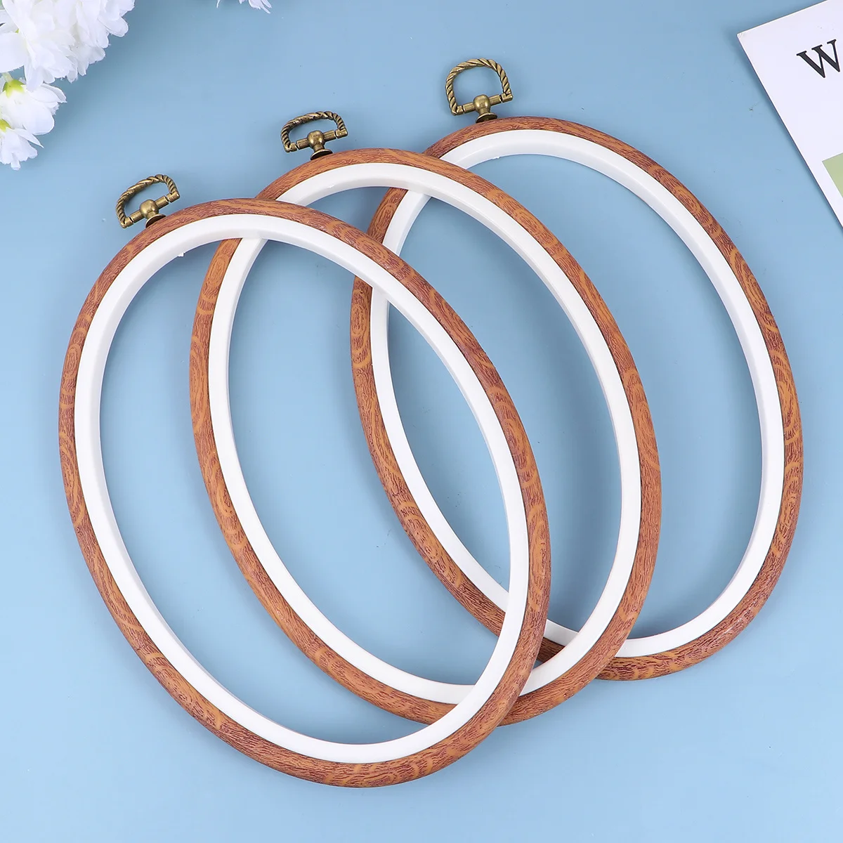 

3Pcs Elliptical Cross Stitch Embroidery Hoop Imitated Wooden Circle Frame DIY Sewing Craft Decoration Tool 18x25cm