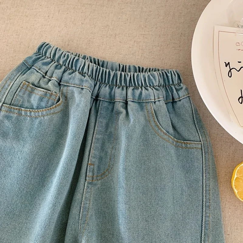 Pantaloni jeans per bambini Pantaloni primaverili e autunnali Pantaloni elasticizzati per ragazzi 2025 Pantaloni per piedi con stampa allentata per bambini nuovi 18M-7T