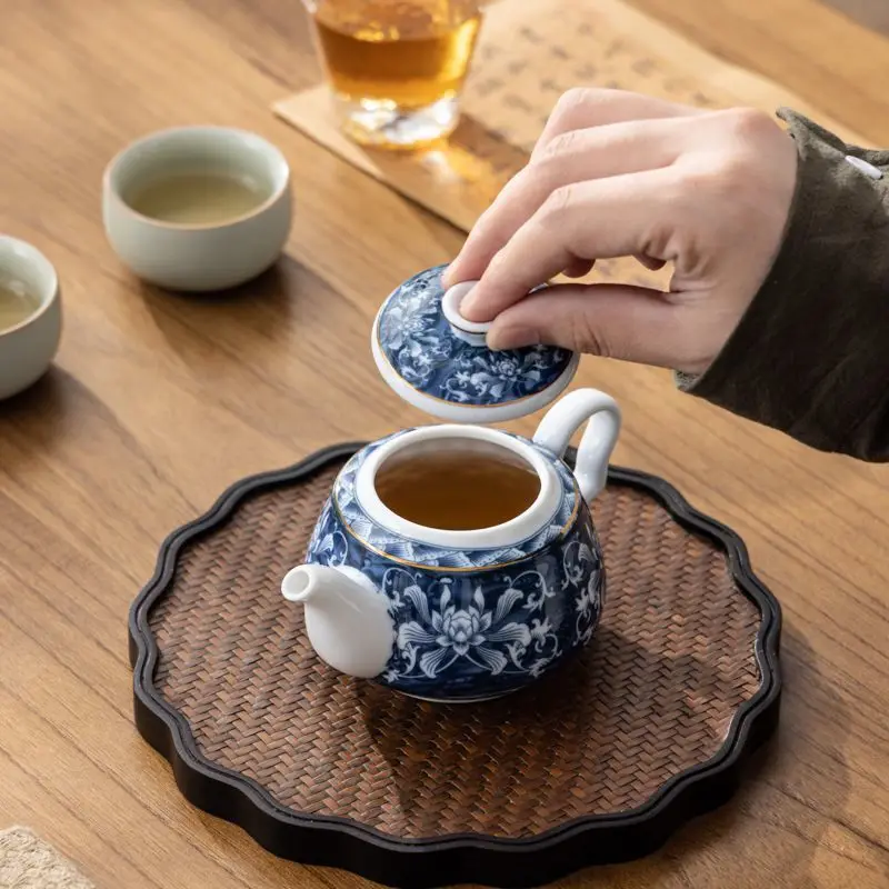Jingdezhen-blue and white porcelain teapot, Chinese Kungfu tea set, household ceramic pot for Puer, service kettle, cute Teaware