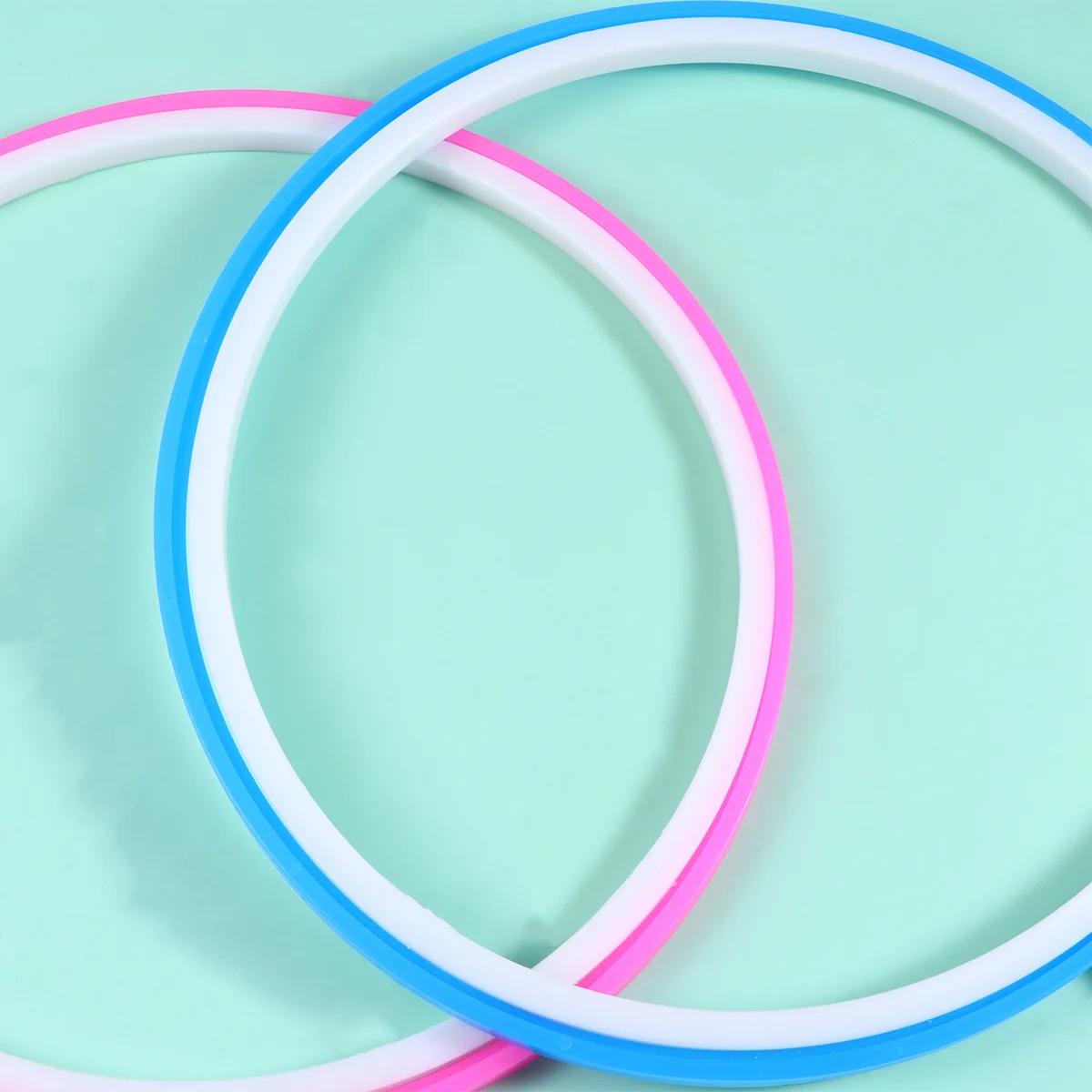 

2 pcs 24Cm Plastic Cross Stitch Embroidery Frame Round Base Set For Diy Handmade Craft Beginners Reusable Kit Gift Random Color