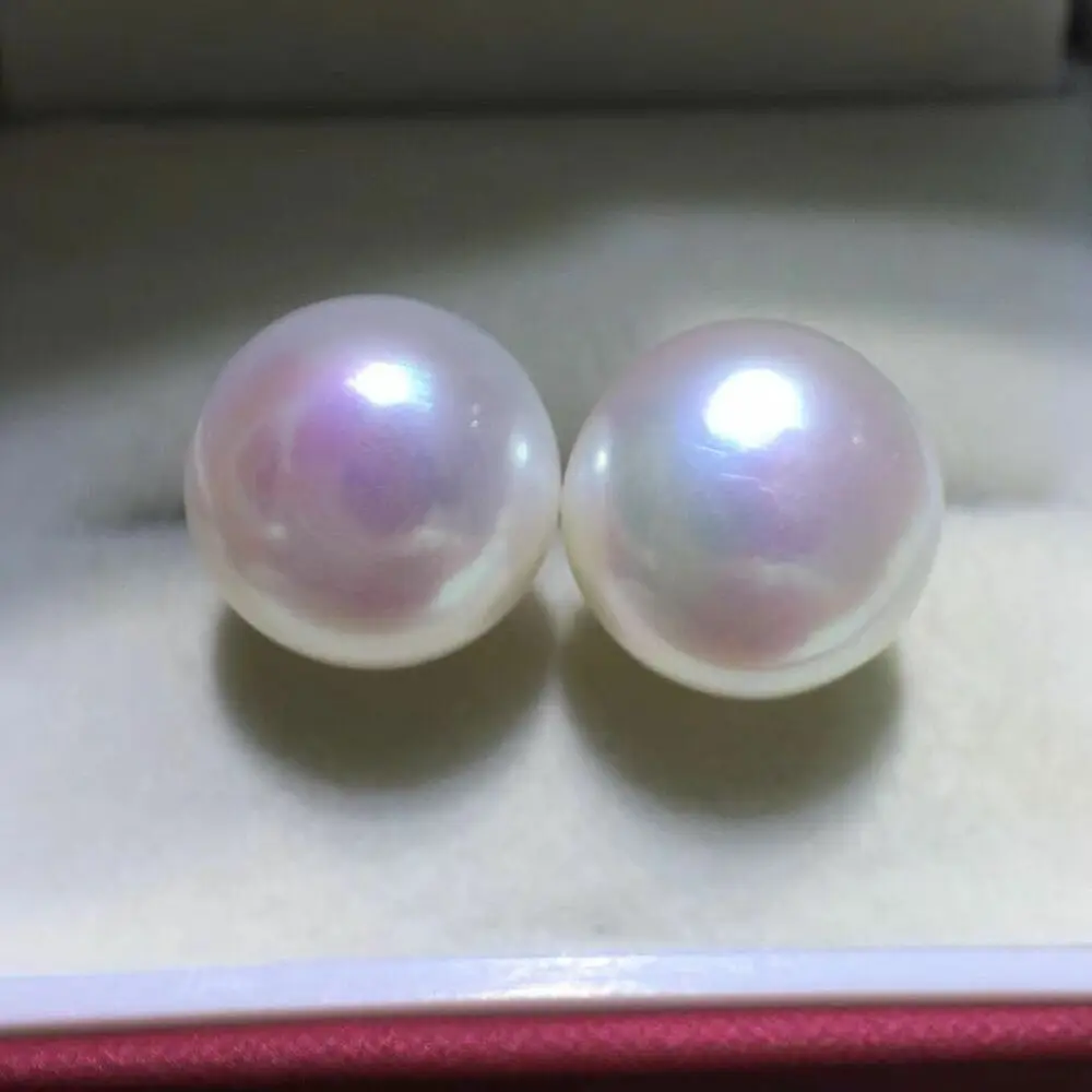 

gorgeous 12-13mm south sea flat round pearl earring 18k