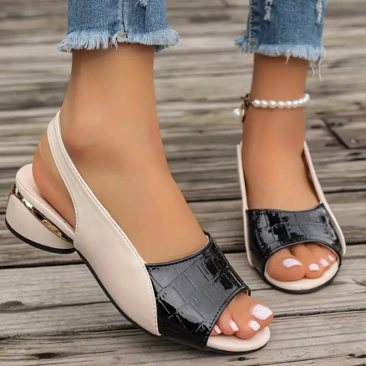 

Women's Fashionable Open Toe Block Heel Sandals Summer Large-sized Beach Sandals Thick Sole Casual Single Shoes Women's Sandals