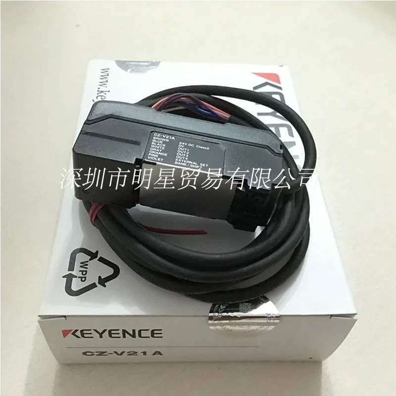 Japan KEYENCE Fiber Amplifier CZ-V21A Genuine Original Brand New Spot, Fake One Penalty Ten