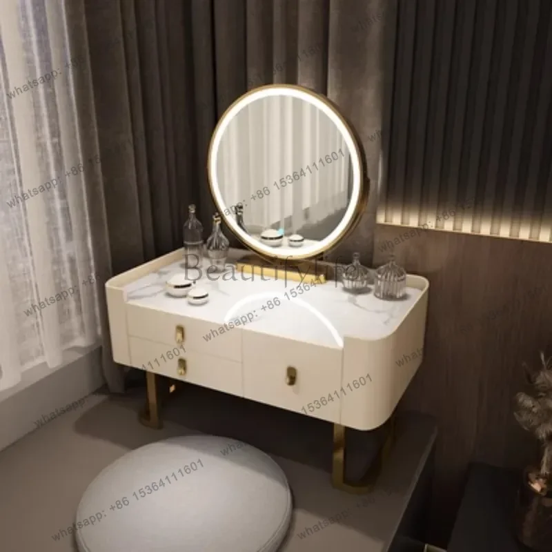 LJY Trendy Safe Vanity Table Room Decor Large Size Clear Beauty European Dressing Table Events Penteadeira Ornaments Home Decor