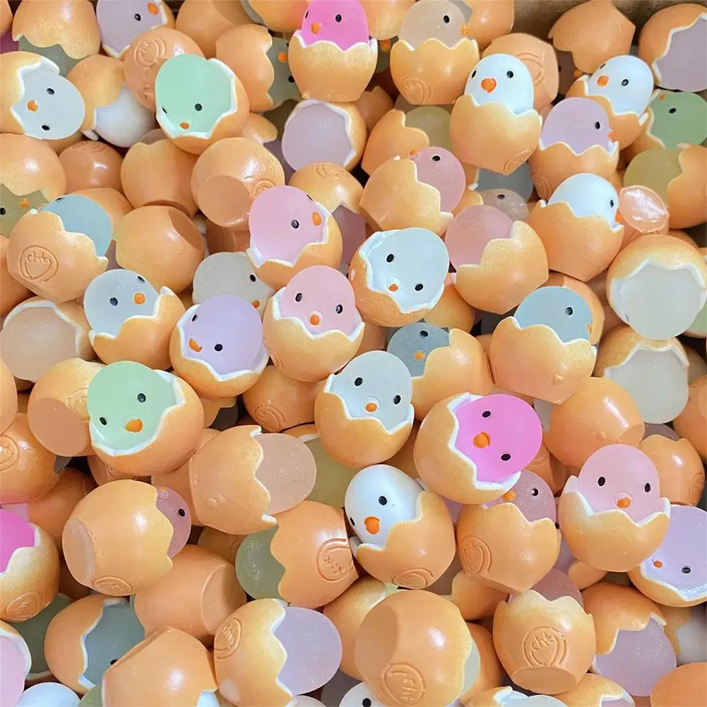 50 pz accessori giocattolo Kawaii carino luminoso guscio d'uovo pollo creativo luminoso gioielli accessori artigianato in resina fai da te