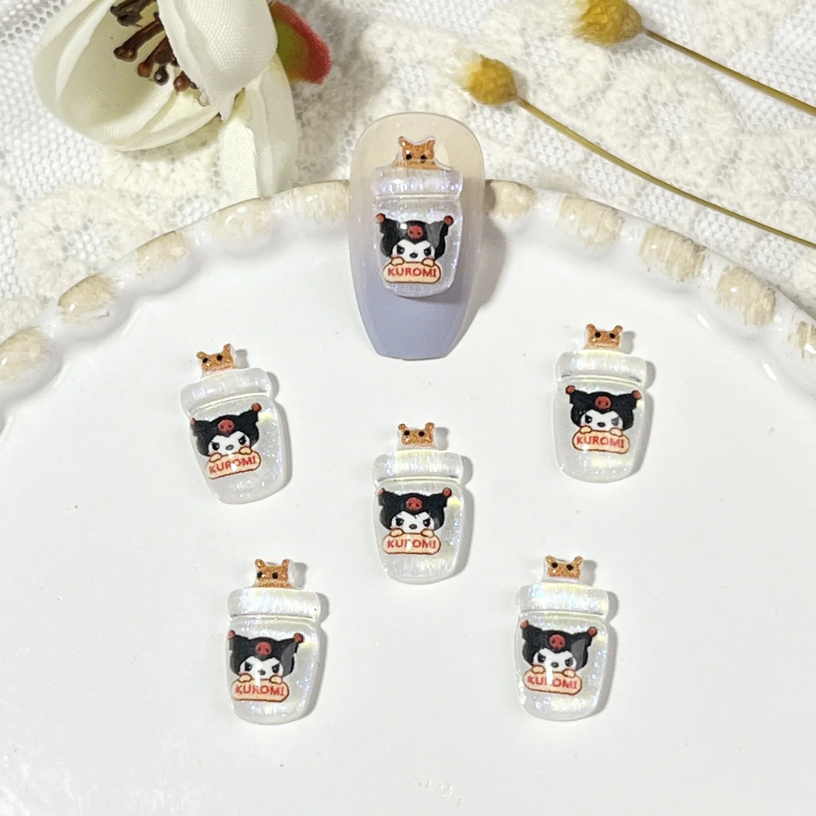 20pcs/set Sanrio Nail Art Cartoon Figure Kawaii KT Cat Pochacco Luminous Bottle Shape Resin Nail Charm Accessories Children Gift