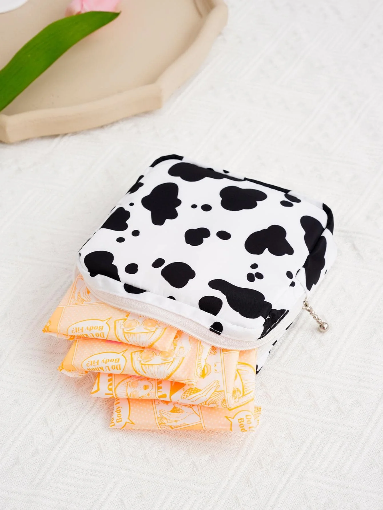 1pc Women\'S Multi-Color Printed Portable Sanitary Napkin Storage Bag Travel Cosmetic Bag Suitable For Women, Girls, Students