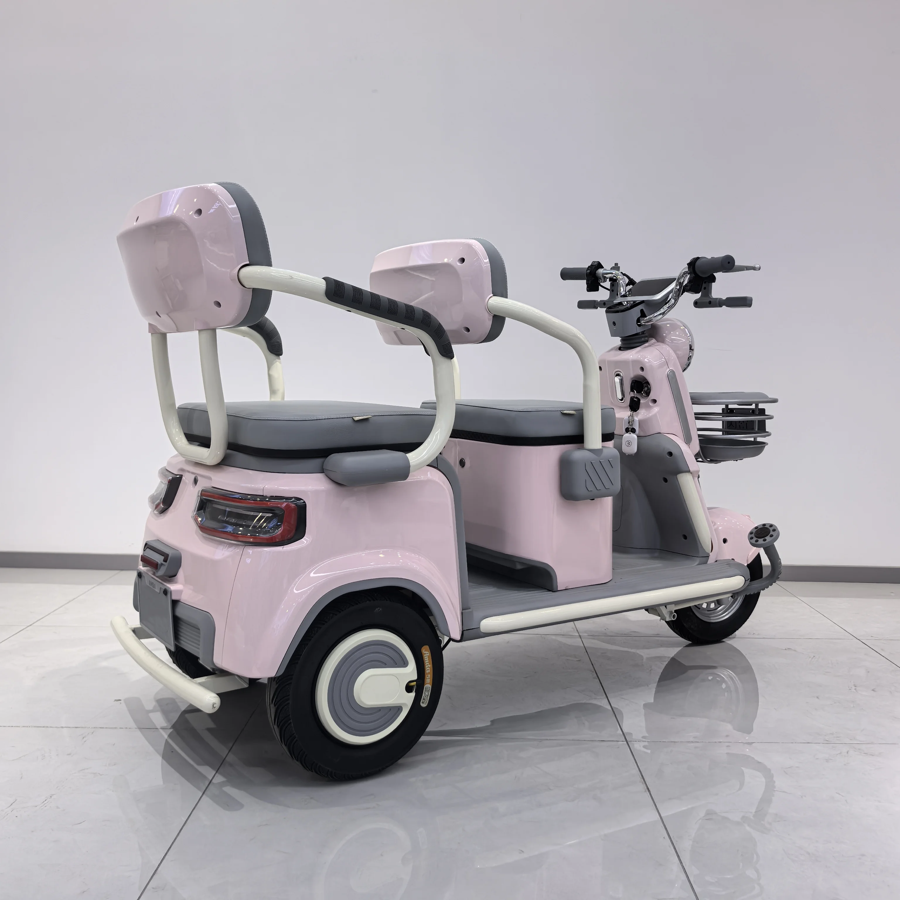 

Wholesaler Price Electric Tricycle Three Seats 3 Wheels Electric Vehicle for Adults Use