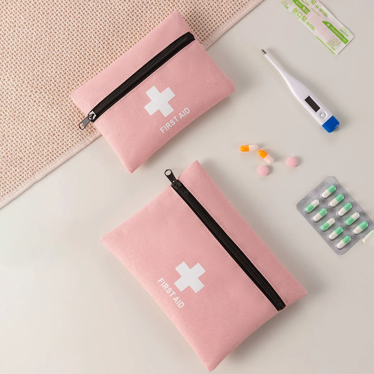 

Large Capacity Outdoor Portable Medicine Bag for Men Women Small Travel Medical Supplies Tools Storage Pouch Tote Capsule Bag